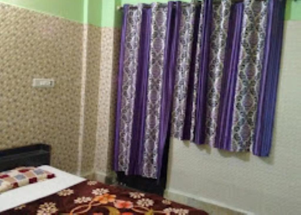 Maatu Shri Comfort Stay-Guest House ماثورا المظهر الخارجي الصورة