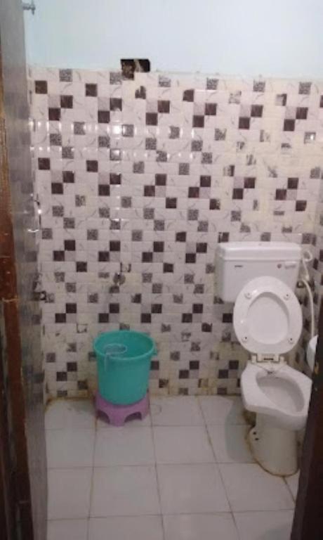 Maatu Shri Comfort Stay-Guest House ماثورا المظهر الخارجي الصورة